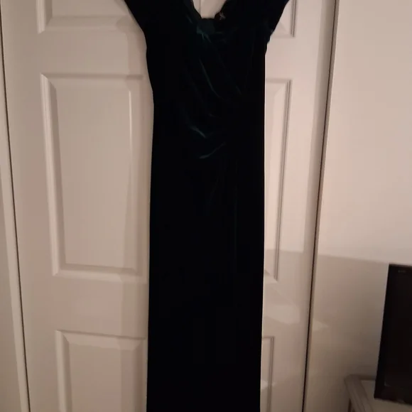 Xscape Strapless Dark Green Velvet Dress - Picture 4 of 6